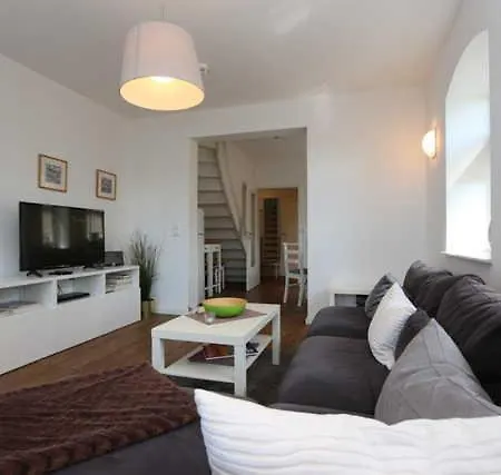 Min Ailoen Min Ailoen, 6 Apartmán *