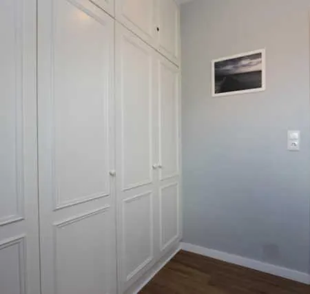 Min Ailoen Min Ailoen, 6 *