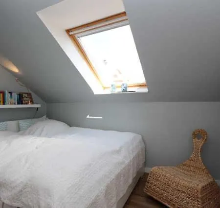 Min Ailoen Min Ailoen, 6 Apartmán *